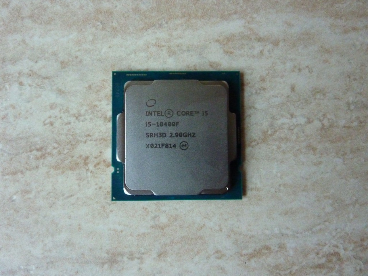 Процессор Intel Core i5-10400F